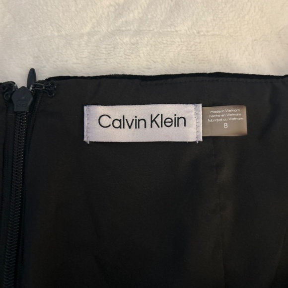 Calvin Klein Black Velvet Skirt - Picture 3 of 9